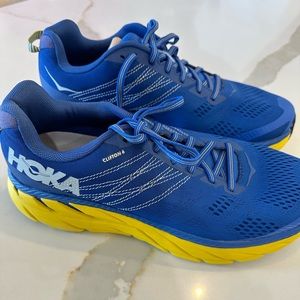 Hoka Men’s Clifton 6 Sneakers